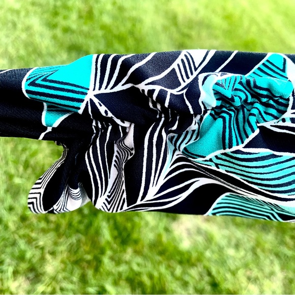 JM Collection Geo Statement Asymmetrical Plus Size Top - Picture 12 of 16